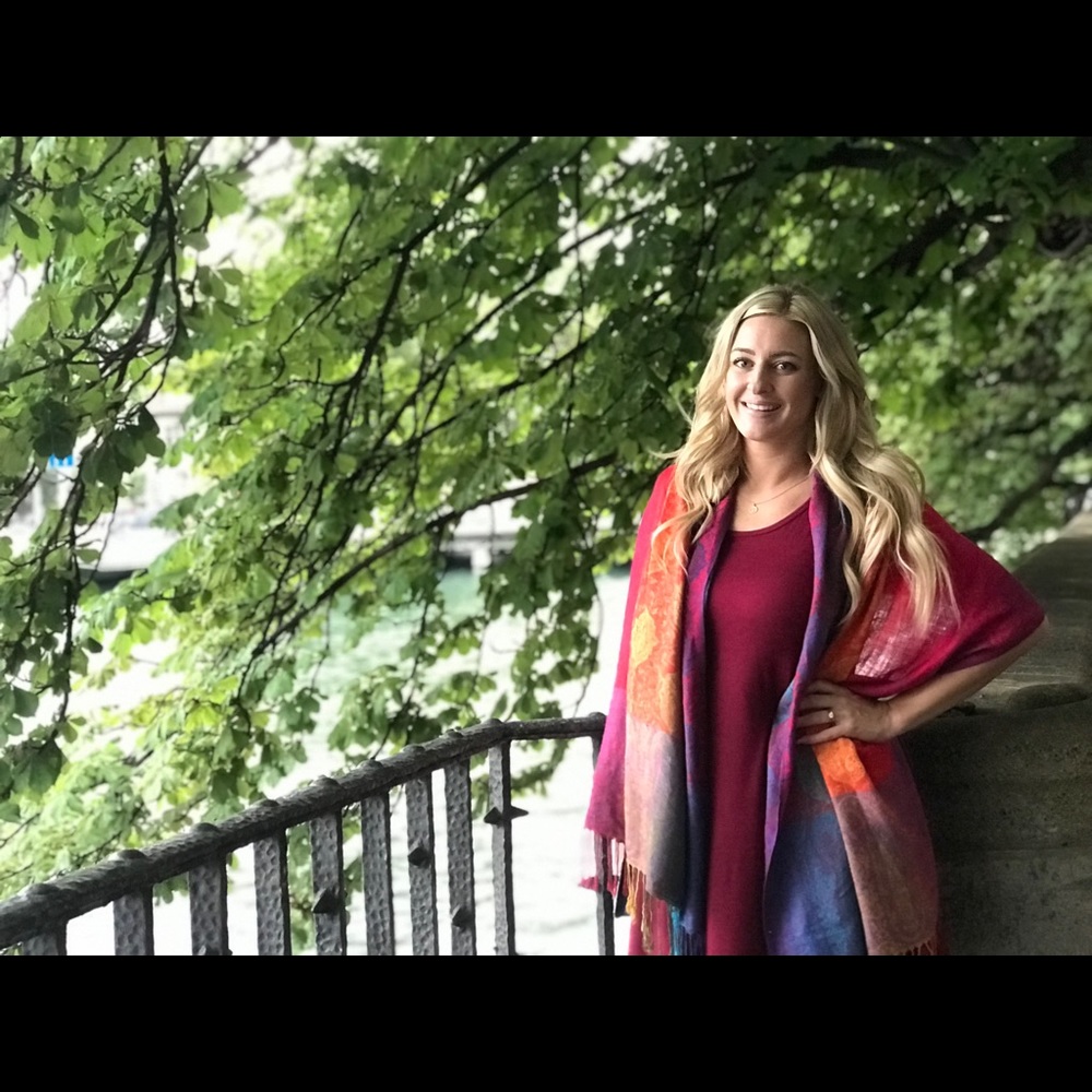 Meet your Posher, Sarah